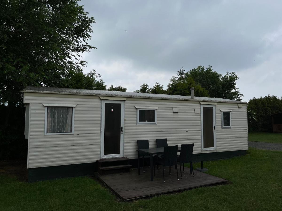 Apartmán Autocamp Free Star - Mobilheimy Strachotin Exteriér fotografie